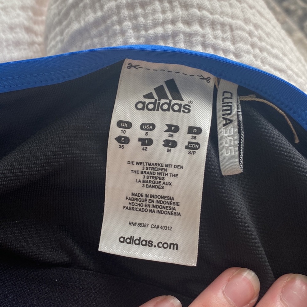 Adidas Tank 🏃🏼♀️ - Picture 6 of 6